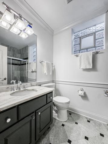 4219 North Winchester Avenue Chicago IL 60613