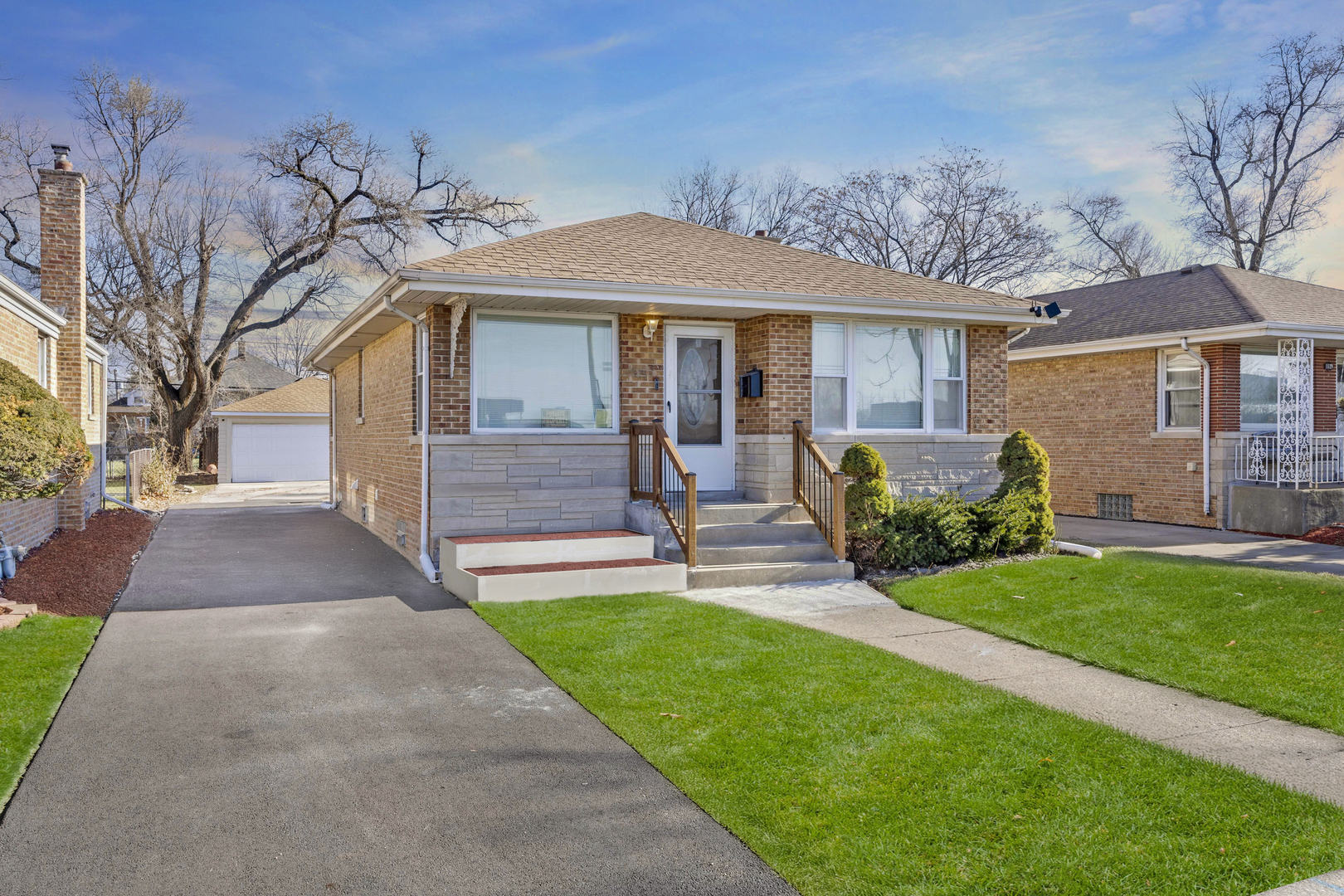 1125 24TH Avenue Bellwood IL 60104