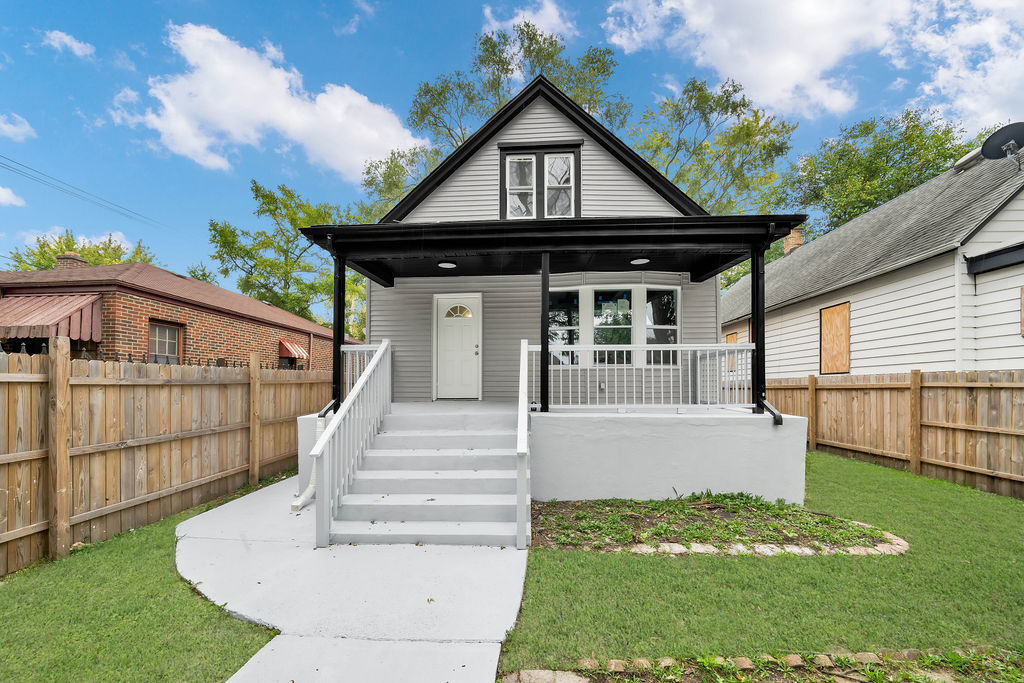 11921 South Wentworth Avenue Chicago IL 60628