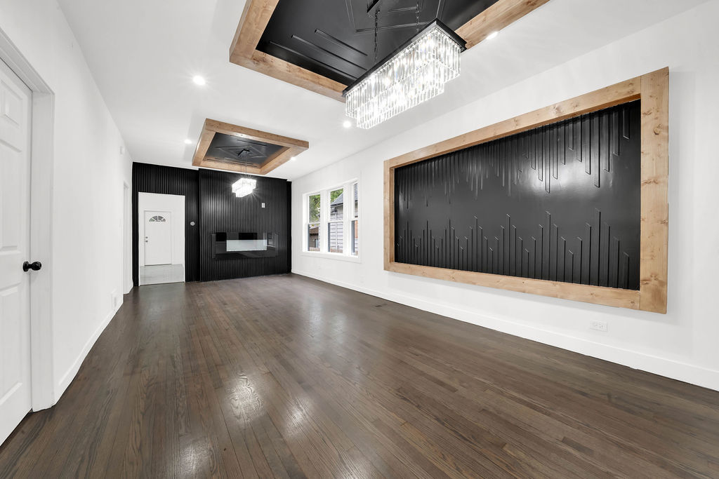 11921 South Wentworth Avenue Chicago IL 60628