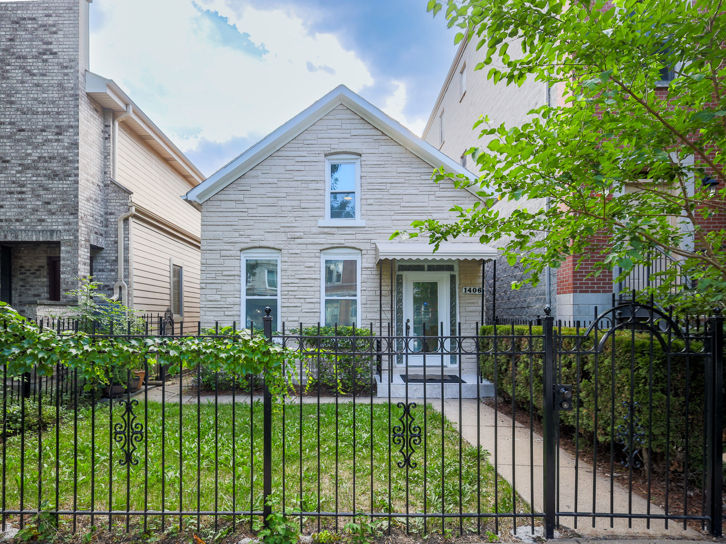1406 North Artesian Avenue Chicago IL 60622