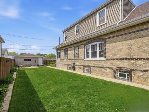 5320 North Lovejoy Avenue Chicago IL 60630