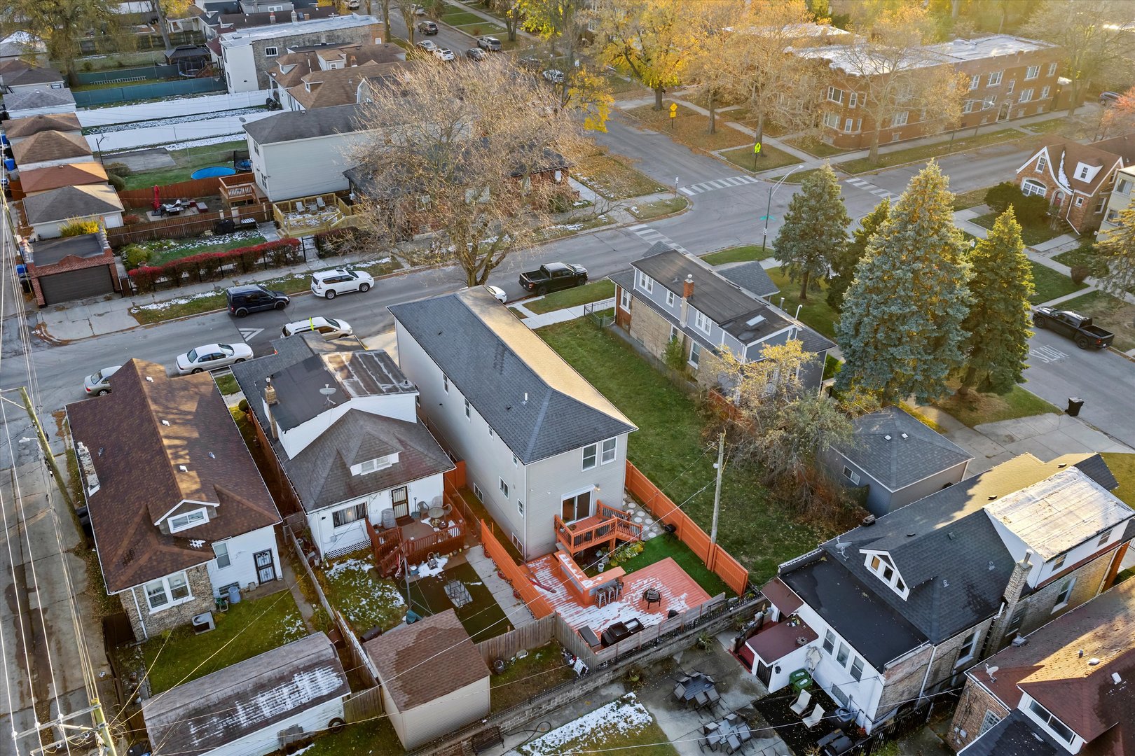 352 East 77th Street Chicago IL 60619