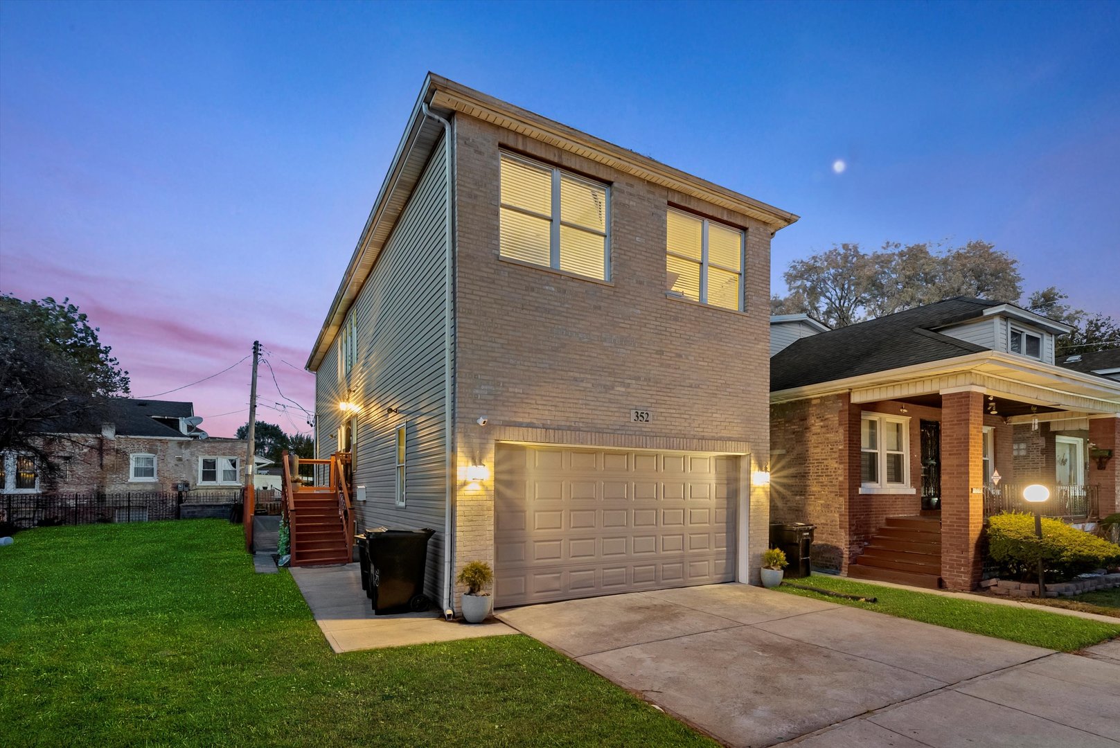 352 East 77th Street Chicago IL 60619