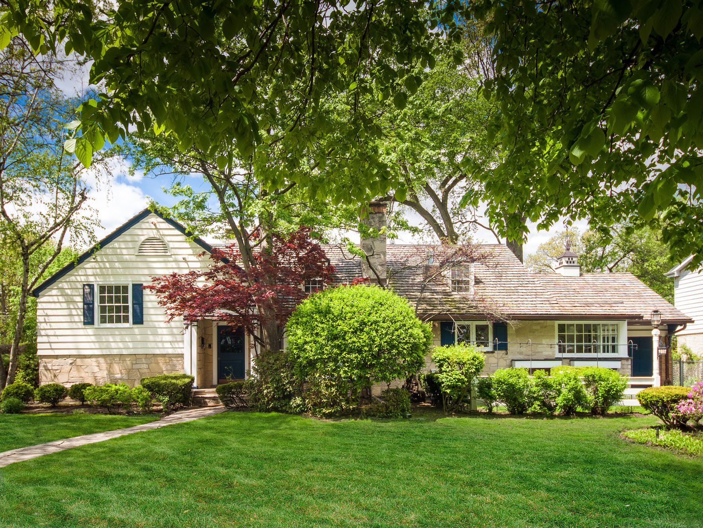 9002 Kedvale Avenue Skokie IL 60076
