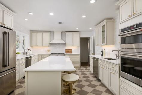 9002 Kedvale Avenue Skokie IL 60076