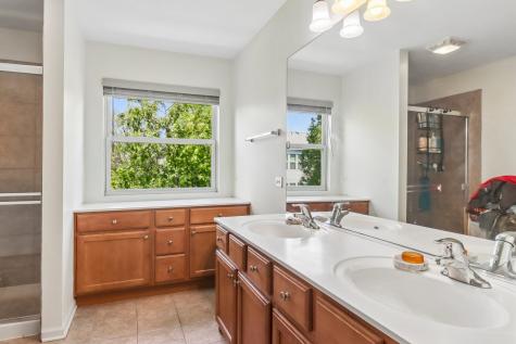 916 Kings Canyon Drive Streamwood IL 60107