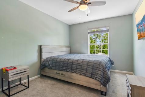 916 Kings Canyon Drive Streamwood IL 60107
