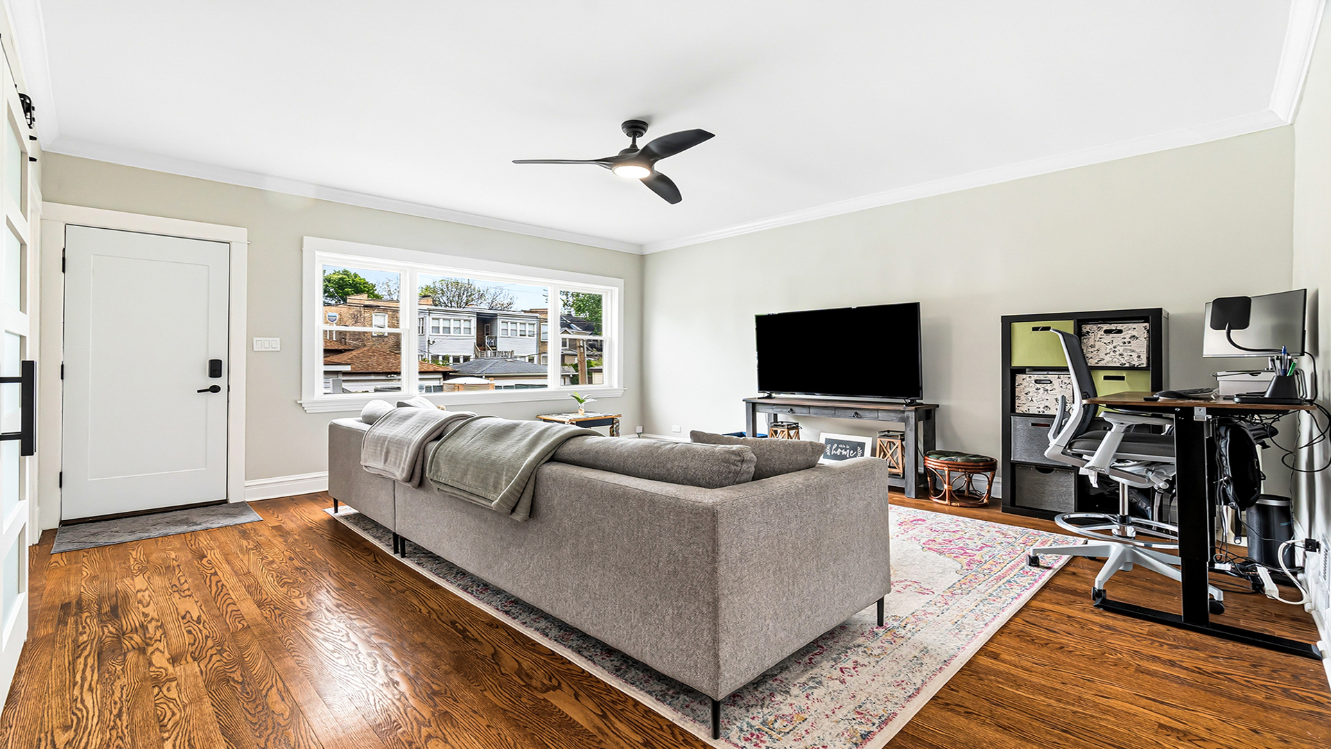 4127 North Richmond Street Chicago IL 60618