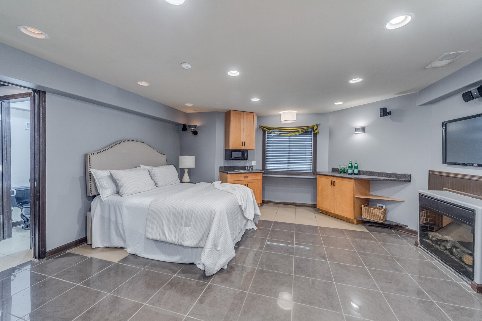 243 Box Car Avenue Naperville IL 60540