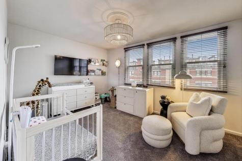 1009 North Riverwalk Street Chicago IL 60610