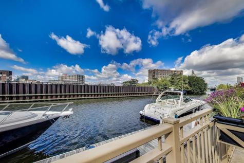 1009 North Riverwalk Street Chicago IL 60610