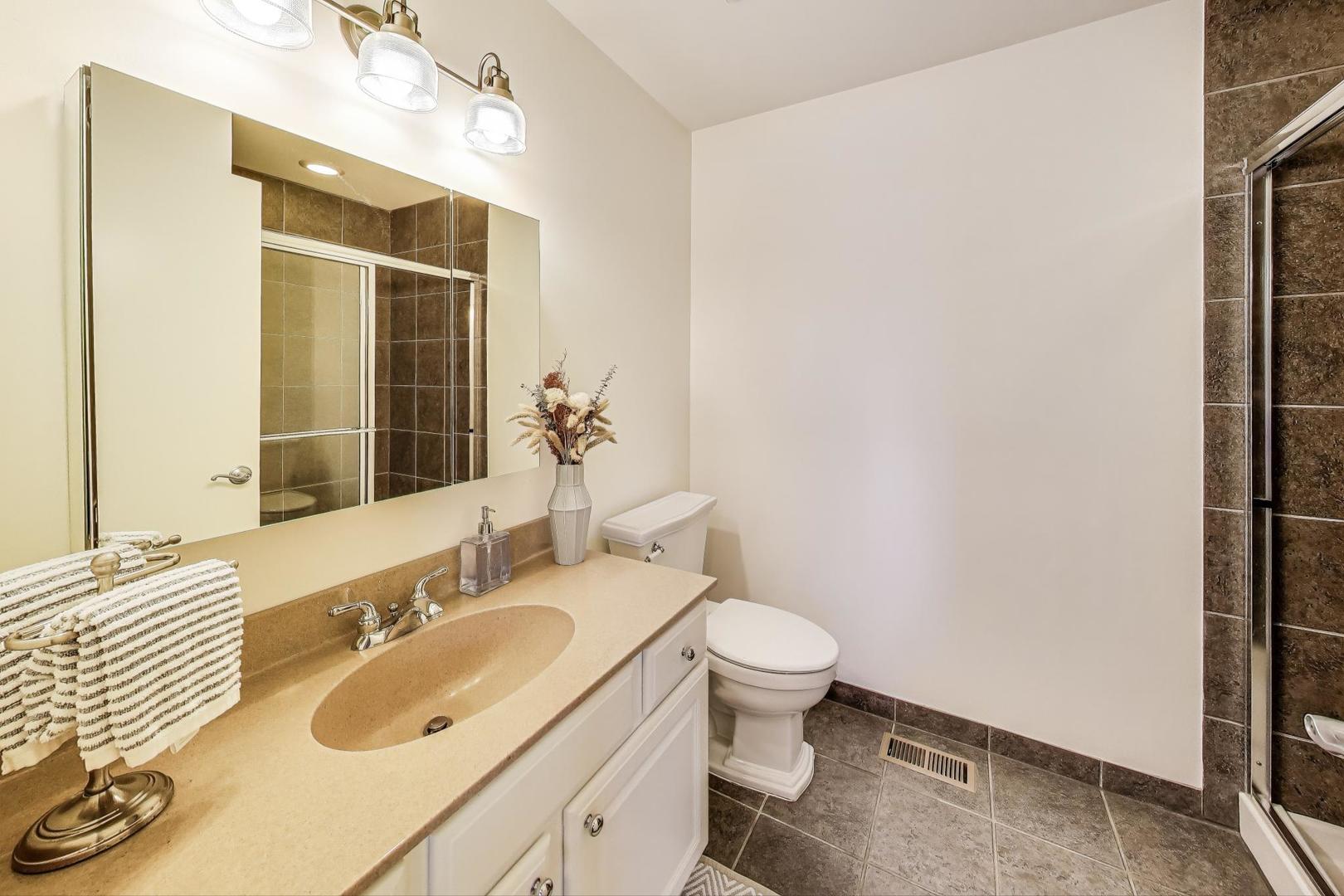1009 North Riverwalk Street Chicago IL 60610