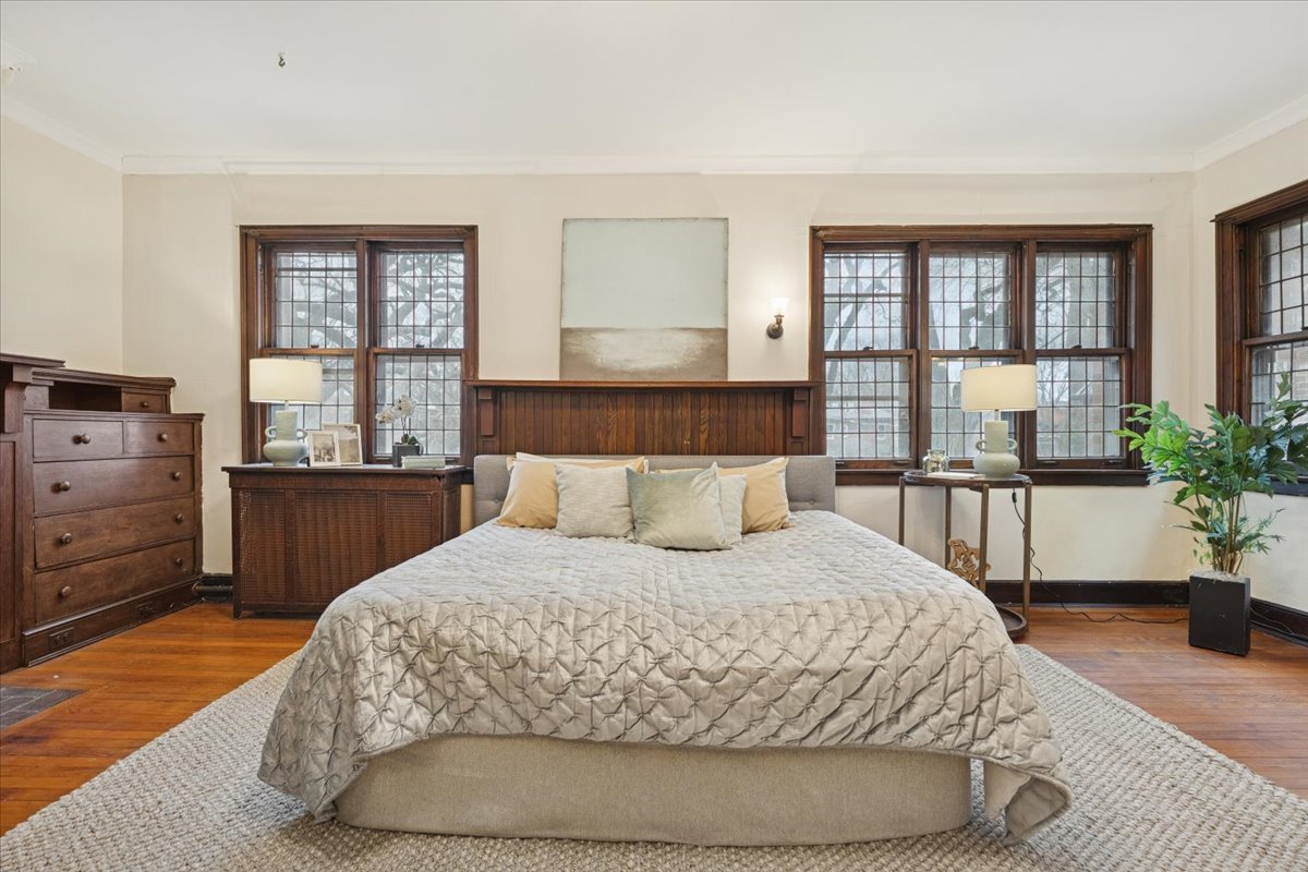 5309 South Greenwood Avenue Chicago IL 60615