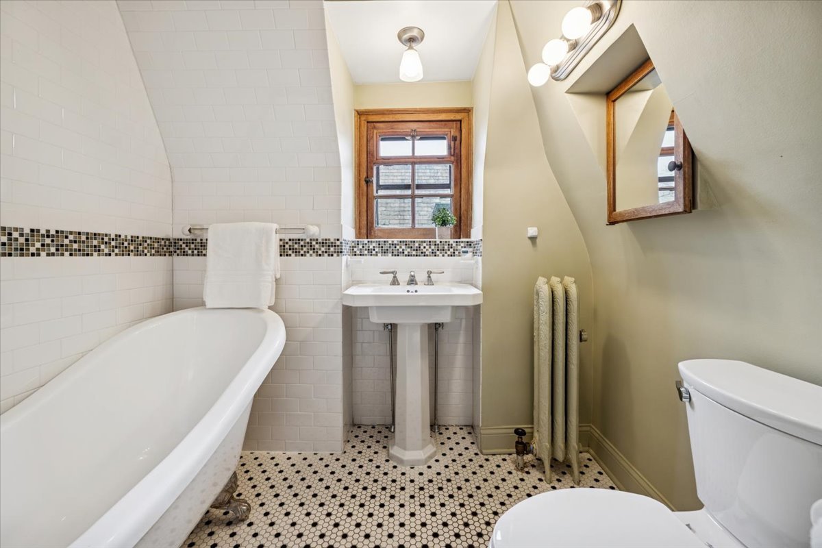 5309 South Greenwood Avenue Chicago IL 60615