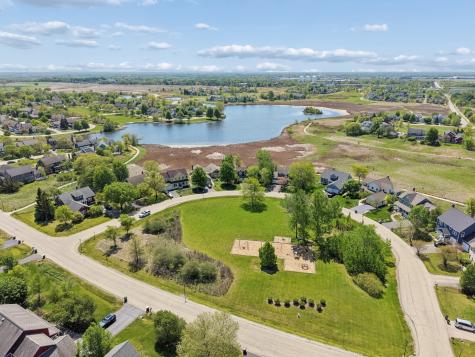 1361 Calamus Lane Grayslake IL 60030