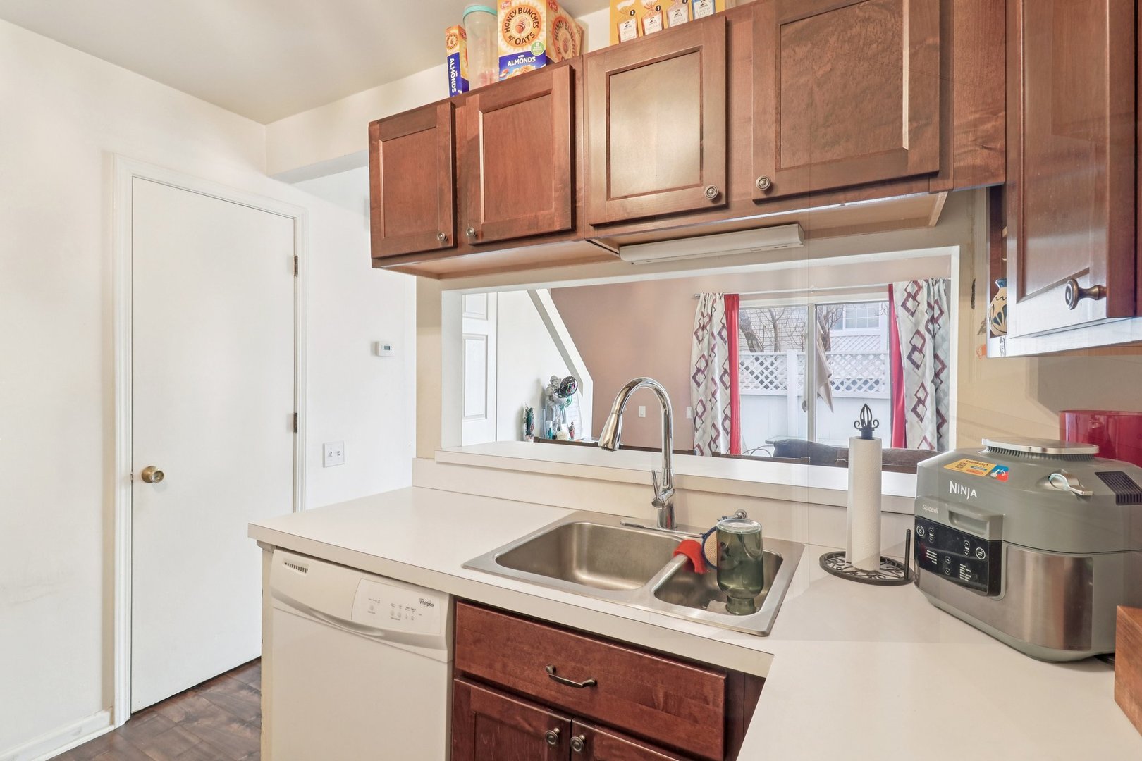 353 Gregory Street Aurora IL 60504