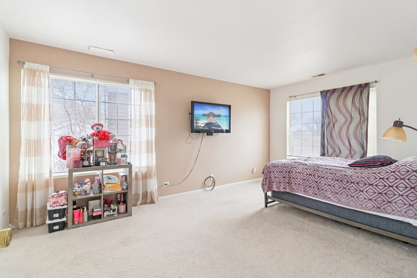 353 Gregory Street Aurora IL 60504