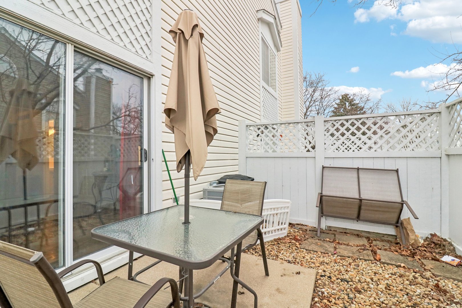 353 Gregory Street Aurora IL 60504