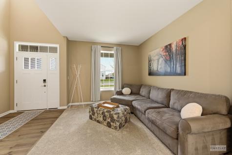 1303 Collins Drive Elburn IL 60119