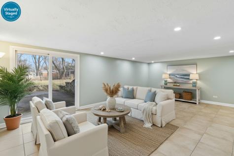 902 East Main Street Barrington IL 60010