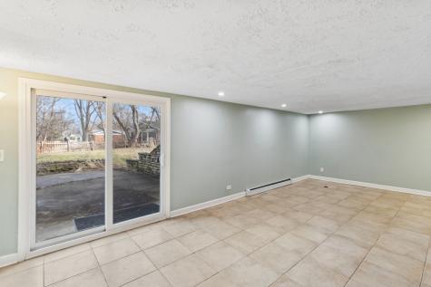 902 East Main Street Barrington IL 60010