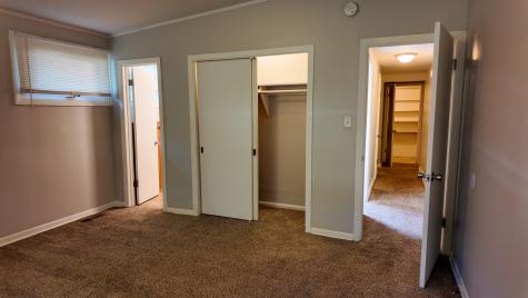 335 Oakwood Street Park Forest IL 60466