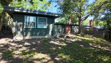 335 Oakwood Street Park Forest IL 60466