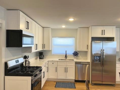 15352 Troy Avenue Markham IL 60428