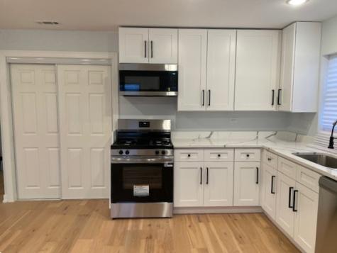 15352 Troy Avenue Markham IL 60428