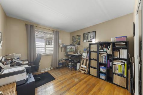 256 South Ellyn Avenue Glen Ellyn IL 60137