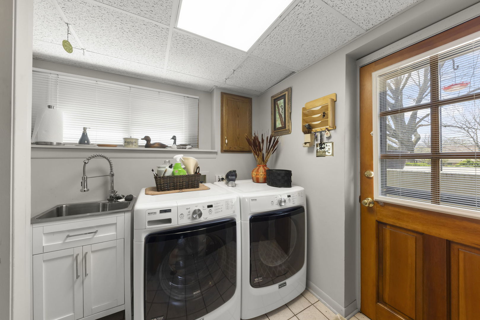 256 South Ellyn Avenue Glen Ellyn IL 60137
