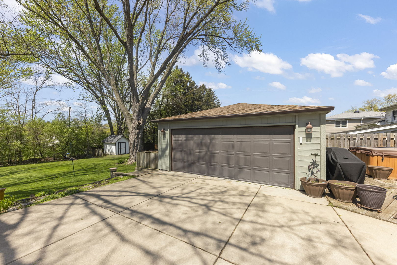 256 South Ellyn Avenue Glen Ellyn IL 60137