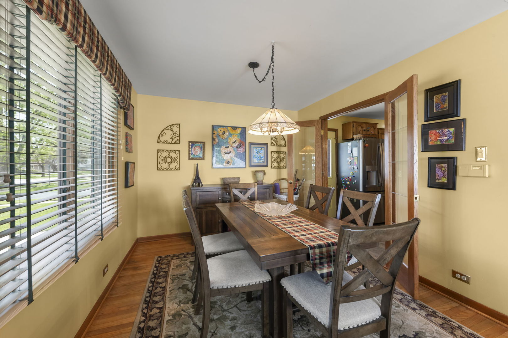 256 South Ellyn Avenue Glen Ellyn IL 60137