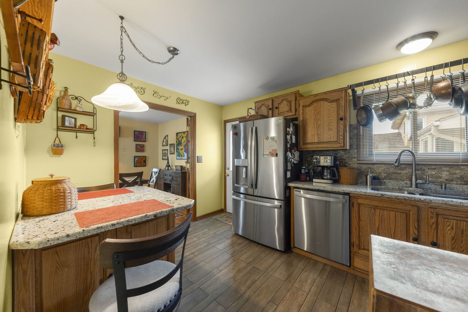 256 South Ellyn Avenue Glen Ellyn IL 60137