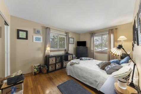 256 South Ellyn Avenue Glen Ellyn IL 60137