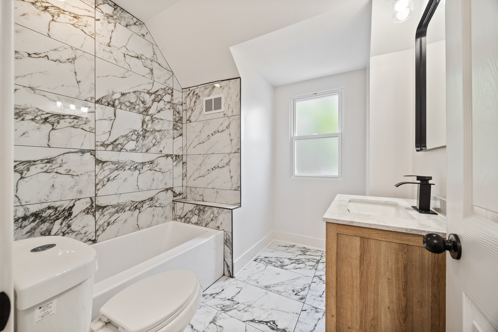 11304 South Lowe Avenue Chicago IL 60628