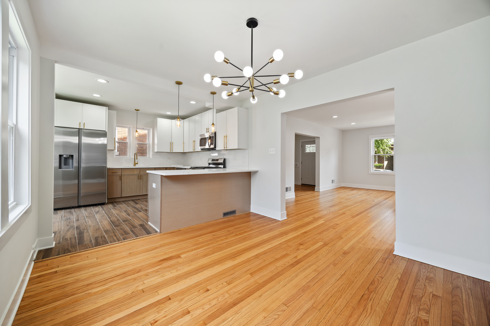 11304 South Lowe Avenue Chicago IL 60628