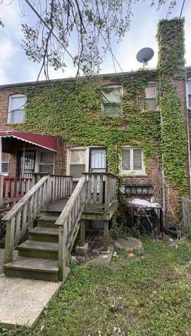 742 East 105th Street Chicago IL 60628