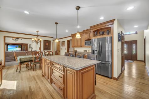 1113 Loyola Drive Libertyville IL 60048
