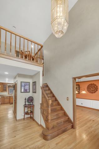 1113 Loyola Drive Libertyville IL 60048