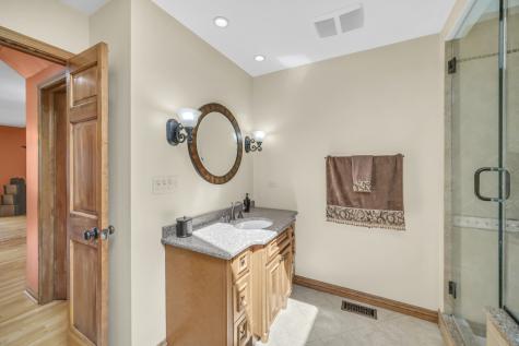 1113 Loyola Drive Libertyville IL 60048