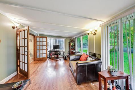 4010 North Firestone Drive Hoffman Estates IL 60192