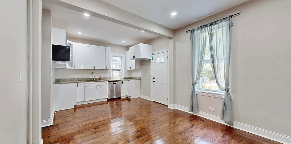 6640 South Champlain Avenue Chicago IL 60637