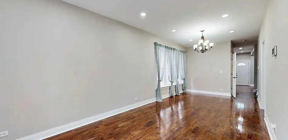 6640 South Champlain Avenue Chicago IL 60637