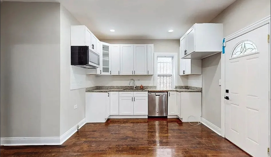 6640 South Champlain Avenue Chicago IL 60637