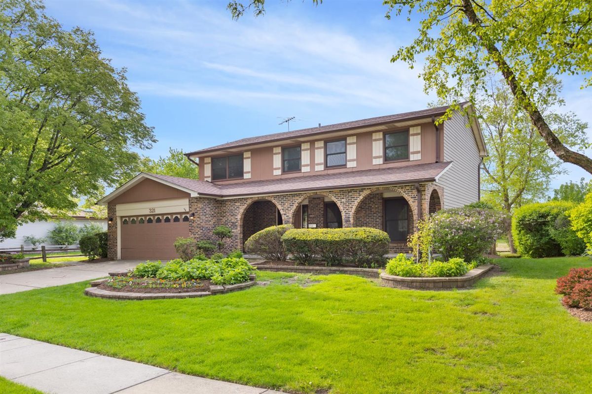 321 Ashwood Drive Schaumburg IL 60193