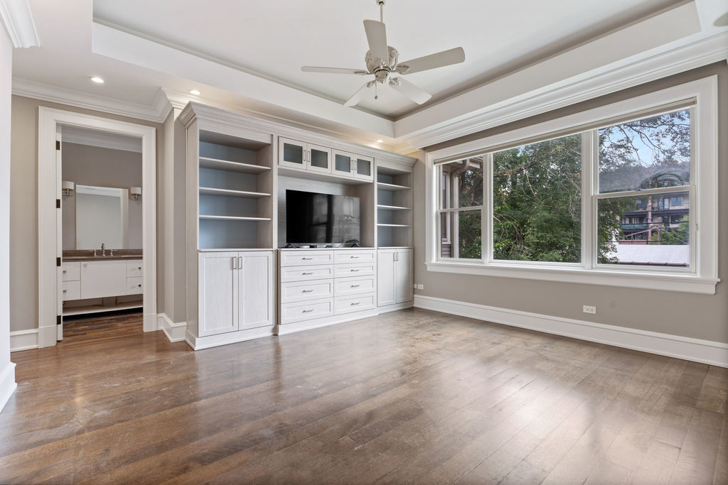 1828 West Larchmont Avenue Chicago IL 60613