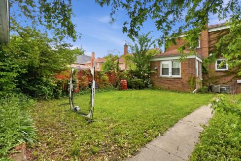 12243 Ann Street Blue Island IL 60406
