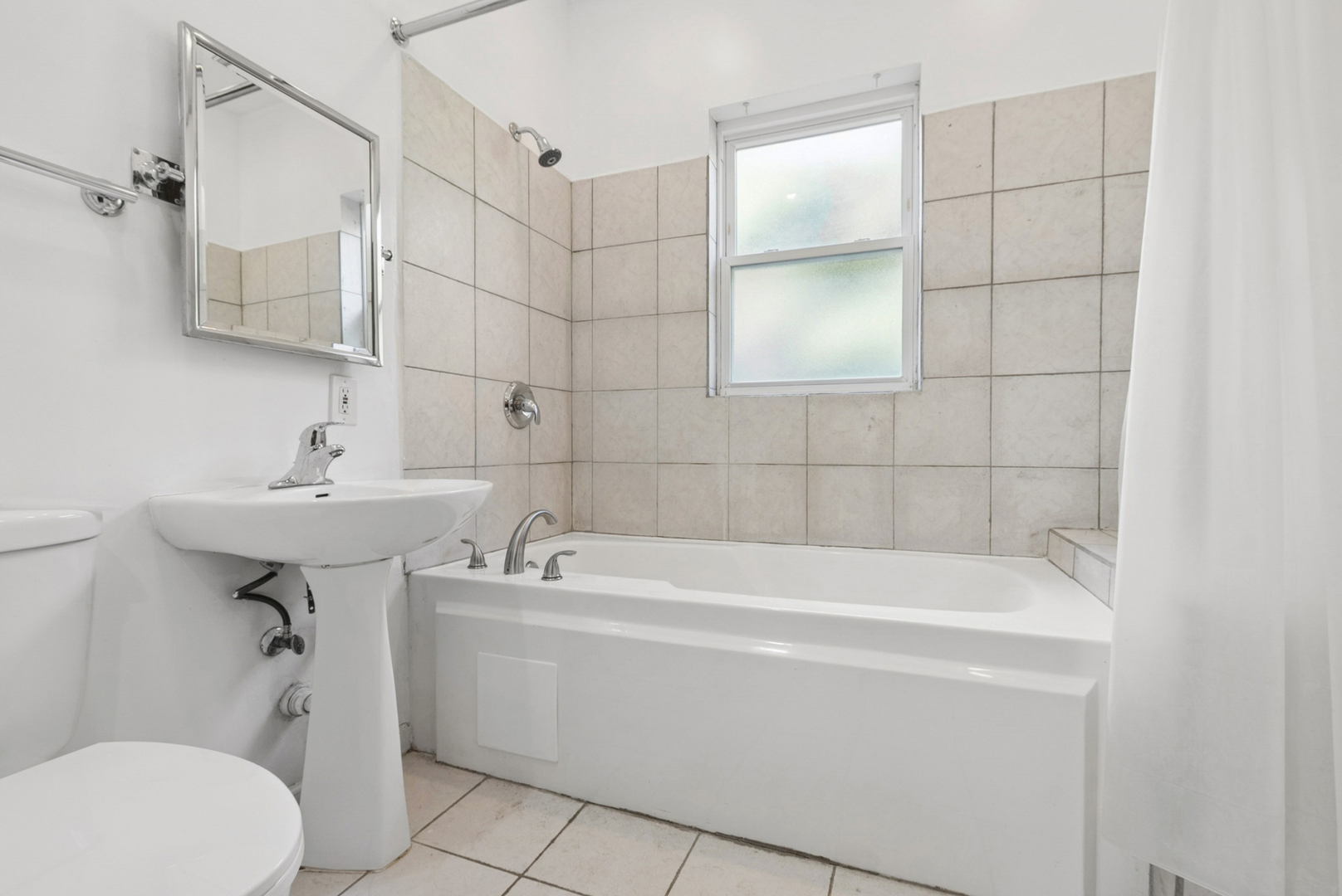 8040 South May Street Chicago IL 60620